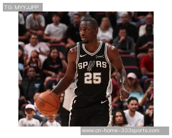 瓦塞尔表现出色8投4中贡献10分3篮板4助攻正负值高达25全场最佳