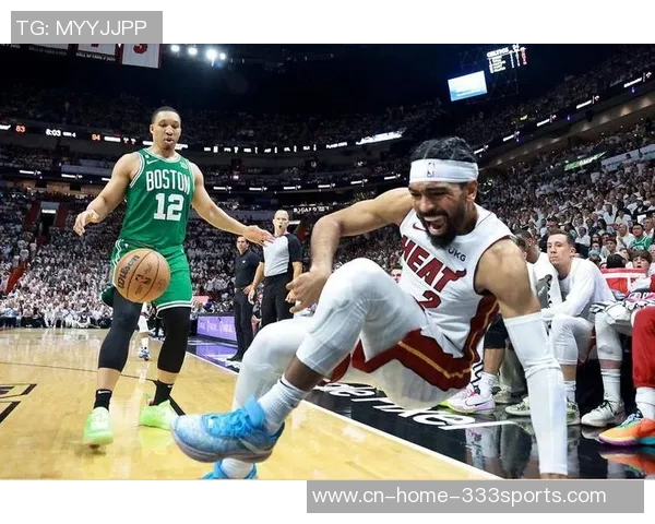 文森特强调里夫斯的重要性期待他在进攻端继续发挥个人风格